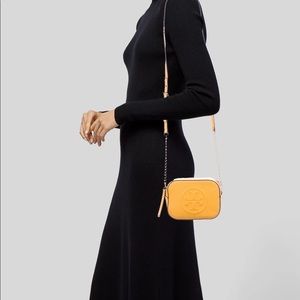 LIMITED EDITON Tory Burch Bombe Logo Crossbody!